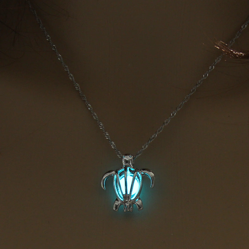 Luminous accessories featuring trendy, versatile hollow necklaces