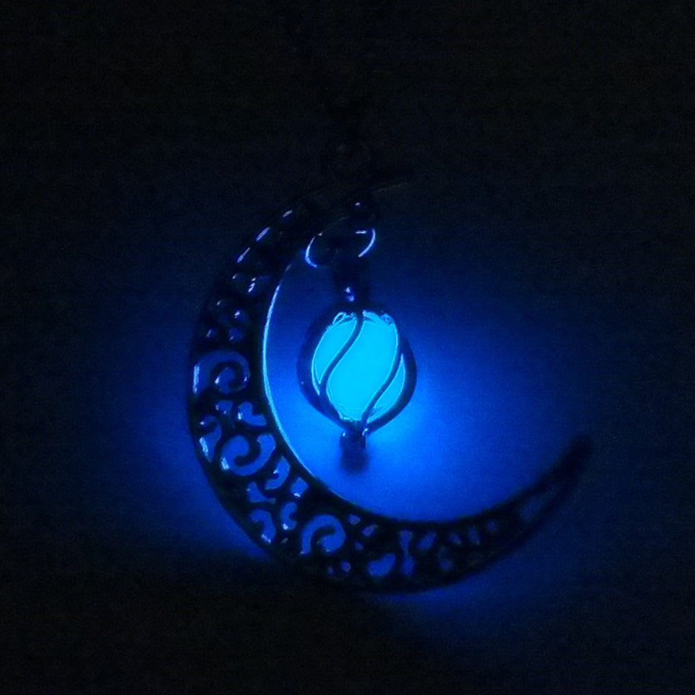 Luminous accessories featuring trendy, versatile hollow necklaces
