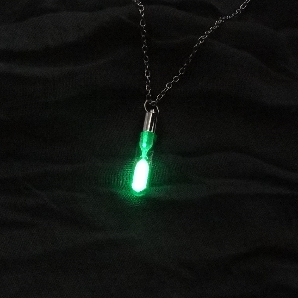 Luminous accessories featuring trendy, versatile hollow necklaces
