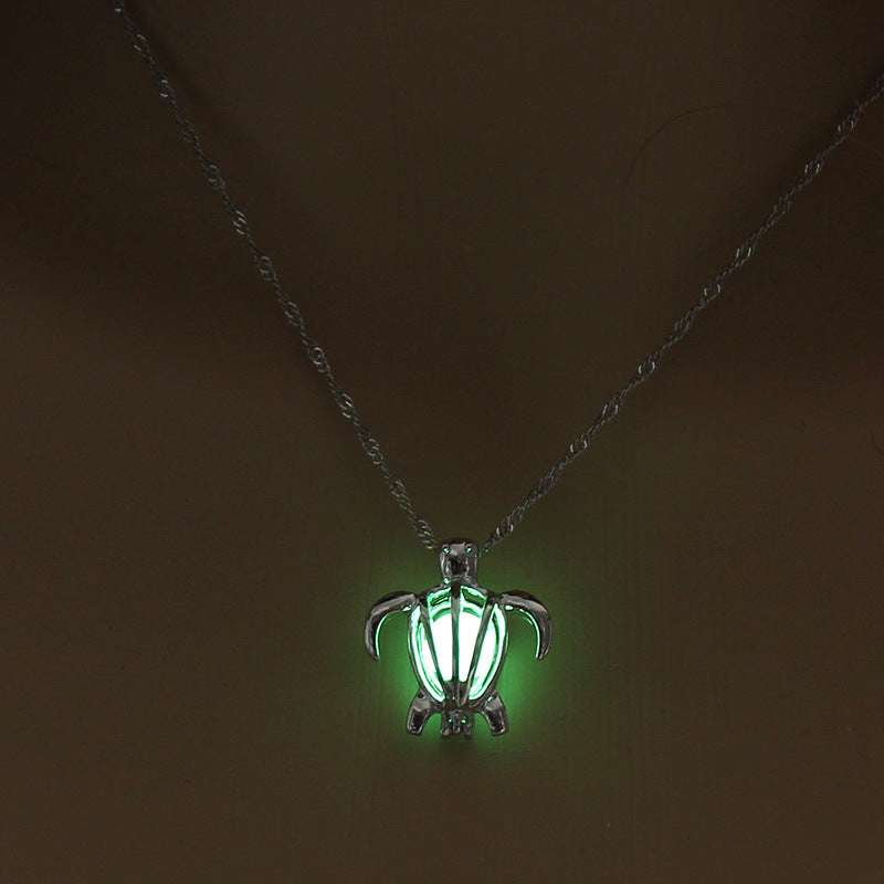 Luminous accessories featuring trendy, versatile hollow necklaces
