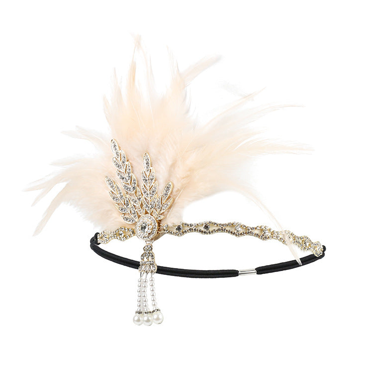 Feather Headband – Bold, vintage-style accessory