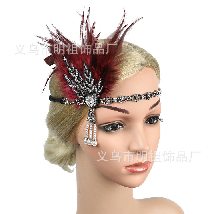 Feather Headband – Bold, vintage-style accessory