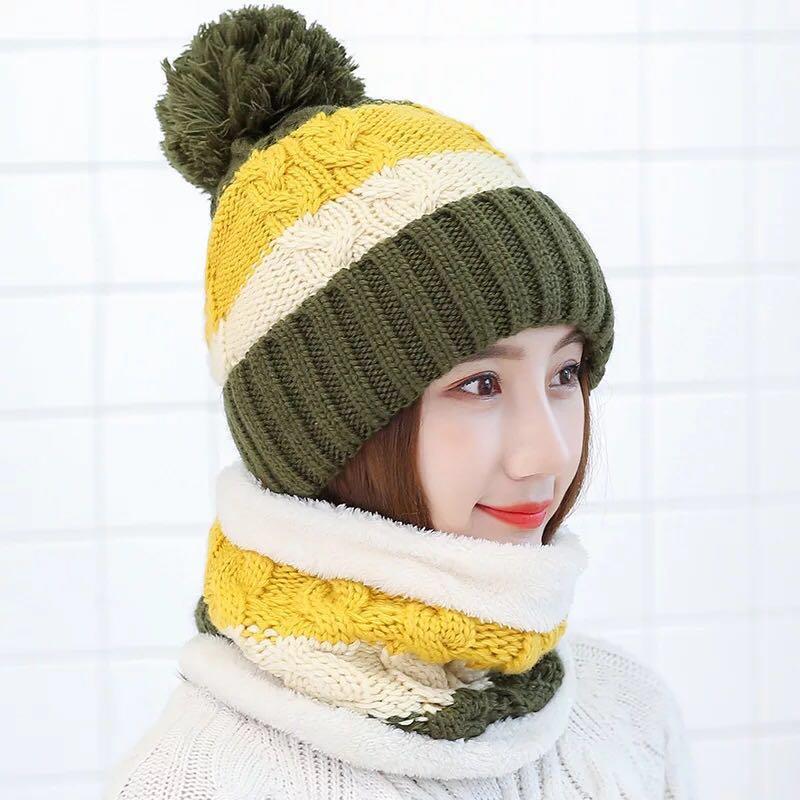 Women's Winter Knit Hat & Scarf Set