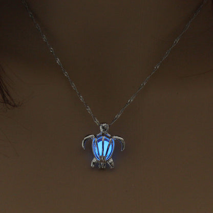 Luminous accessories featuring trendy, versatile hollow necklaces