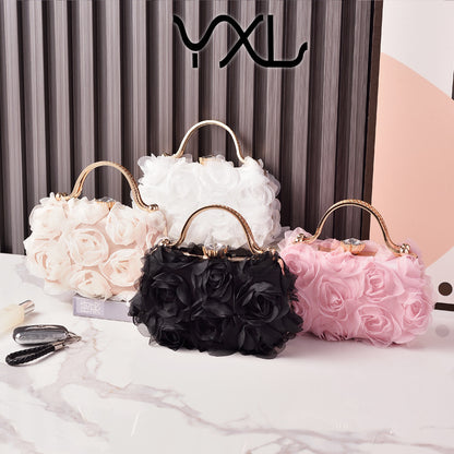 Luxuriöse Abendtasche mit Blumenmuster – Braut- und Party-Stil