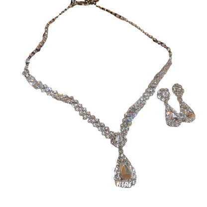Elegant Diamond Tassel Jewelry Set