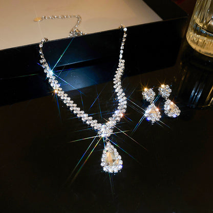Elegant Diamond Tassel Jewelry Set