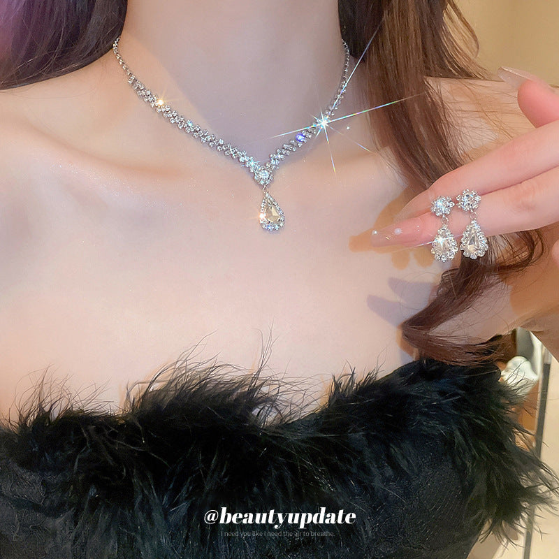 Elegant Diamond Tassel Jewelry Set
