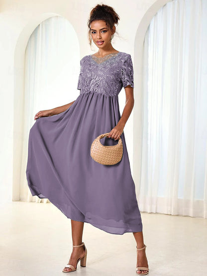 Abendkleid aus Chiffon und Spitze