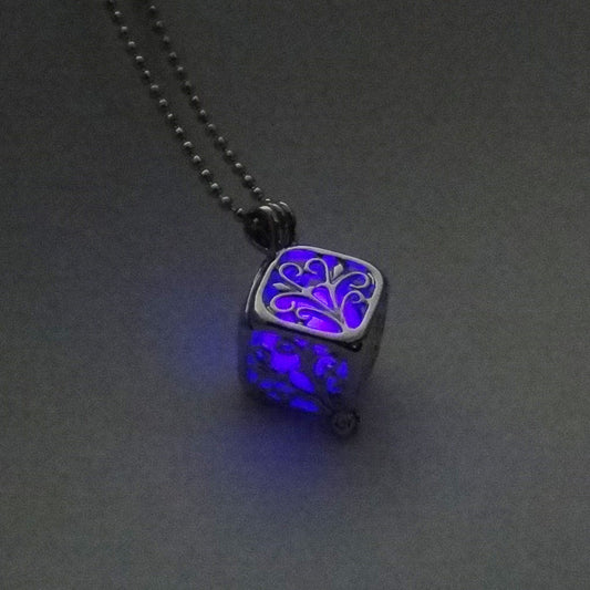 Luminous accessories featuring trendy, versatile hollow necklaces