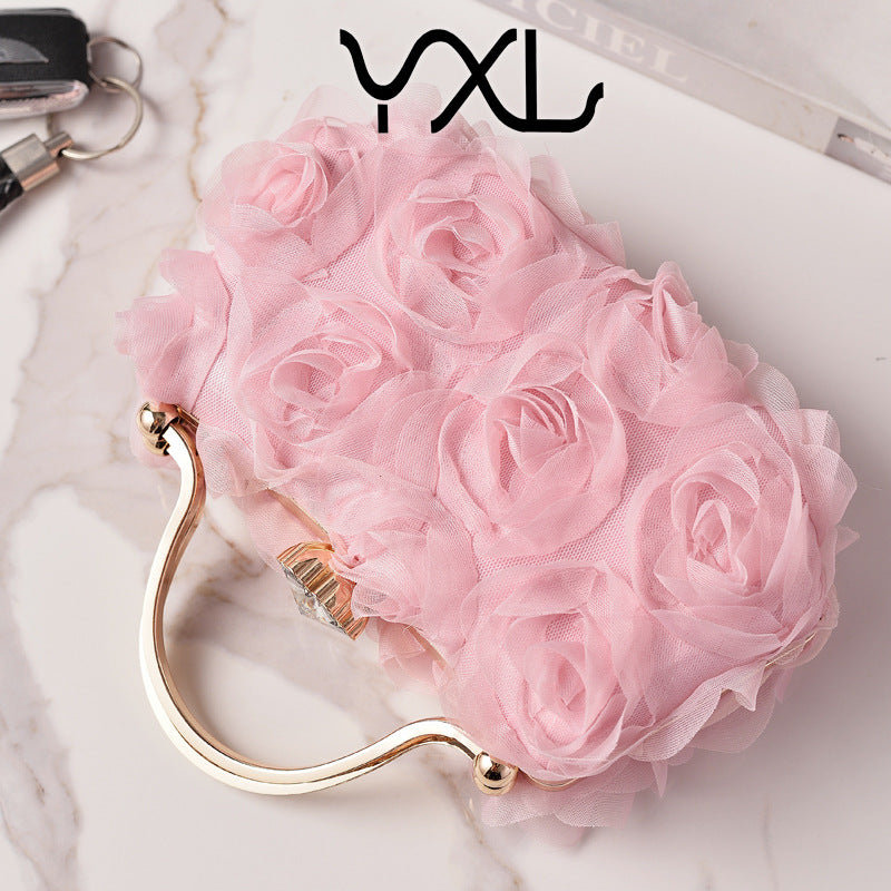 Luxuriöse Abendtasche mit Blumenmuster – Braut- und Party-Stil