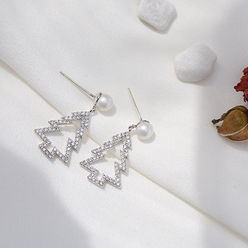 Sweet & Stylish Holiday Earrings