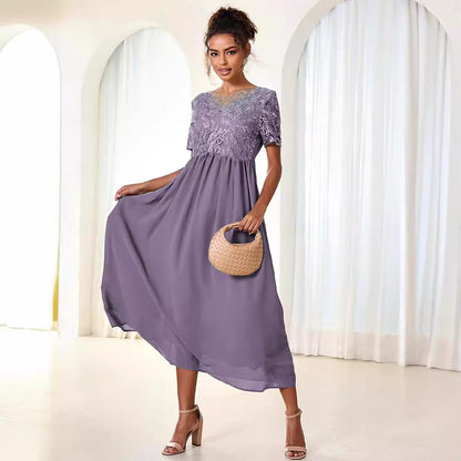 Abendkleid aus Chiffon und Spitze