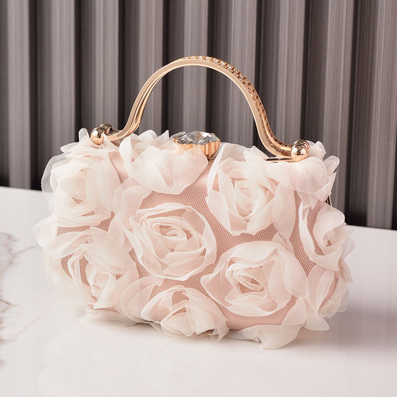 Luxuriöse Abendtasche mit Blumenmuster – Braut- und Party-Stil