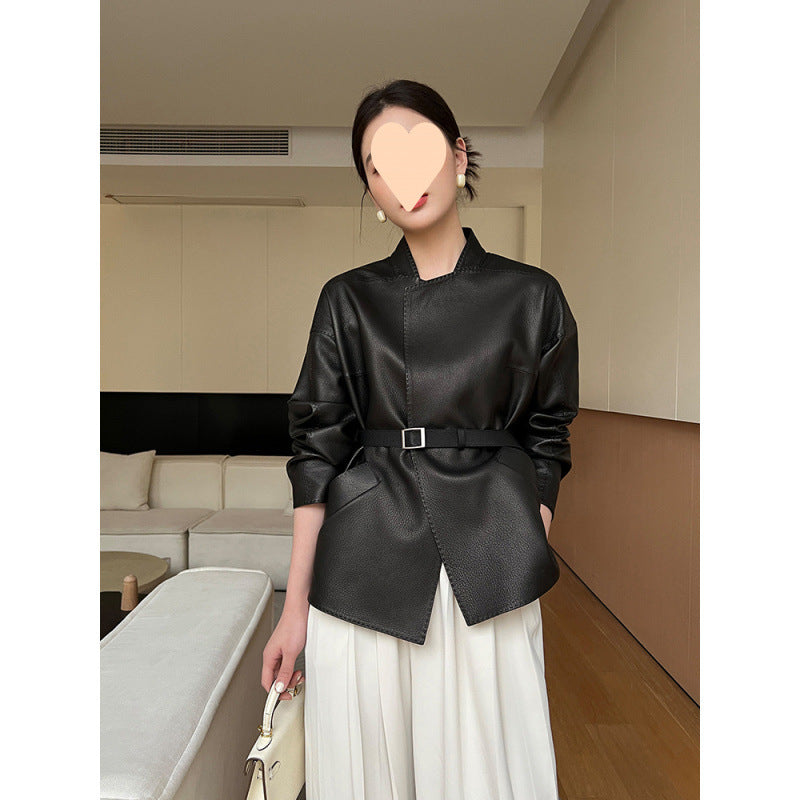 🧥 Autumn Women’s Deer‑Pattern Leather Jacket – Slim Waist Short Coat, Fashionable High‑Grade Style