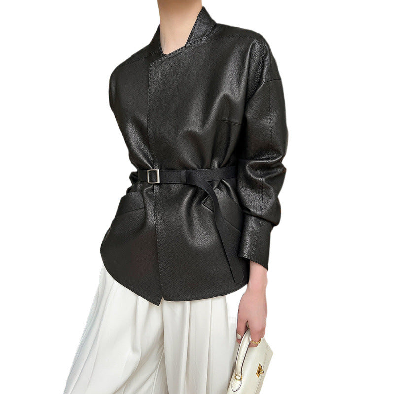 🧥 Autumn Women’s Deer‑Pattern Leather Jacket – Slim Waist Short Coat, Fashionable High‑Grade Style