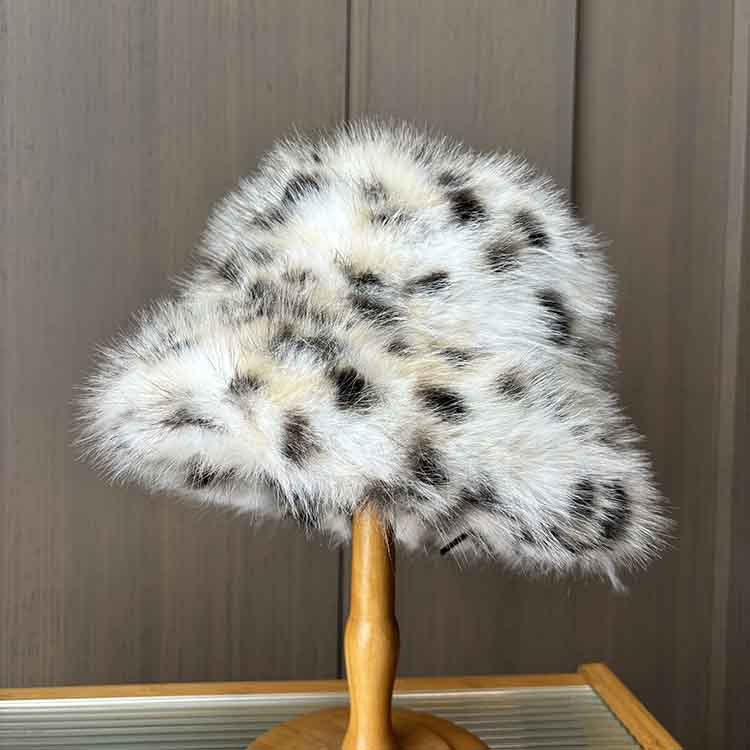 Women's Faux Fur Winter Bucket Hat