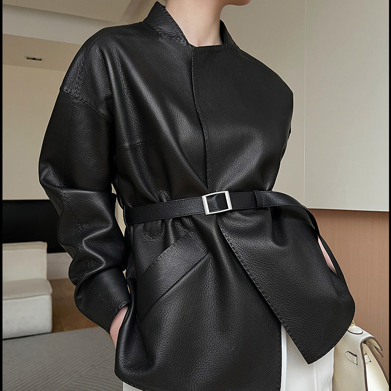 🧥 Autumn Women’s Deer‑Pattern Leather Jacket – Slim Waist Short Coat, Fashionable High‑Grade Style