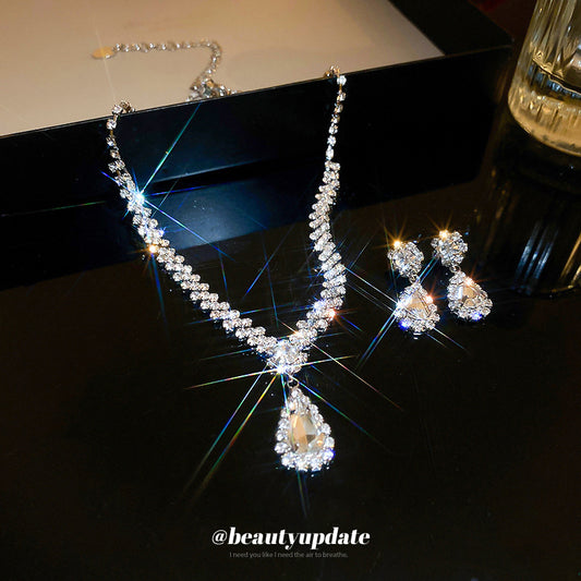 Elegant Diamond Tassel Jewelry Set